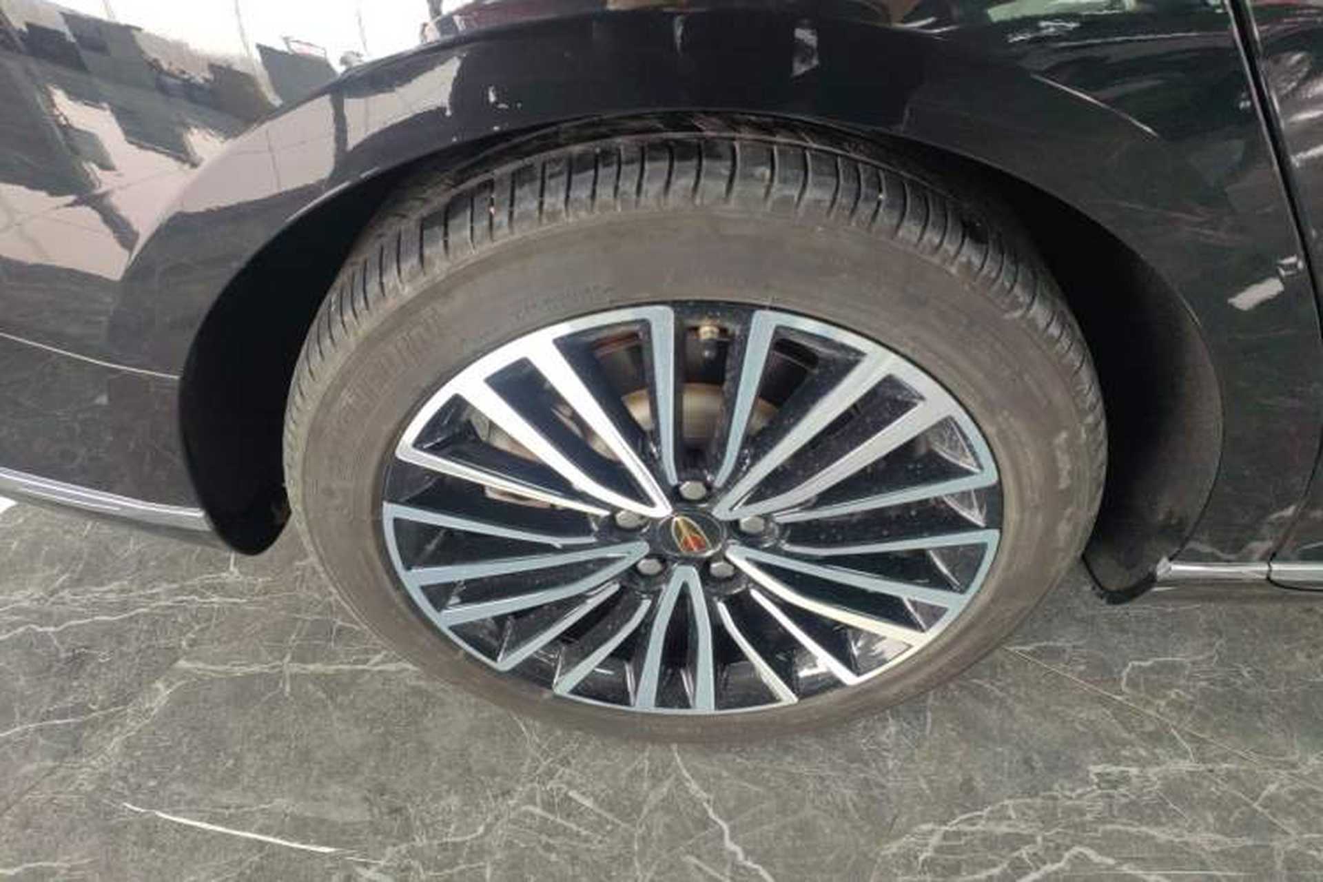 Used Hongqi H9 2020 2.0T Smart Connect Flagship Edition Right Rear Wheel Hub