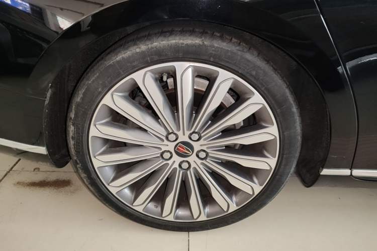 Used Hongqi H9 2020 3.0T Smart Connect Flagship Four-Seat Version Right Rear Wheel Hub