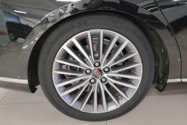 Used Hongqi H9 2020 3.0T Smart Connect Flagship Edition Right Rear Wheel Hub