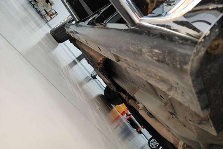 Used Hongqi H9 2020 2.0T Smart Connect Flagship Edition Right Side Sill