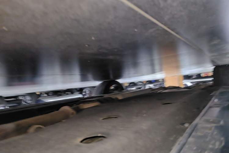 Used Hongqi H9 2020 2.0T Smart Connect Flagship Edition Right Side Sill