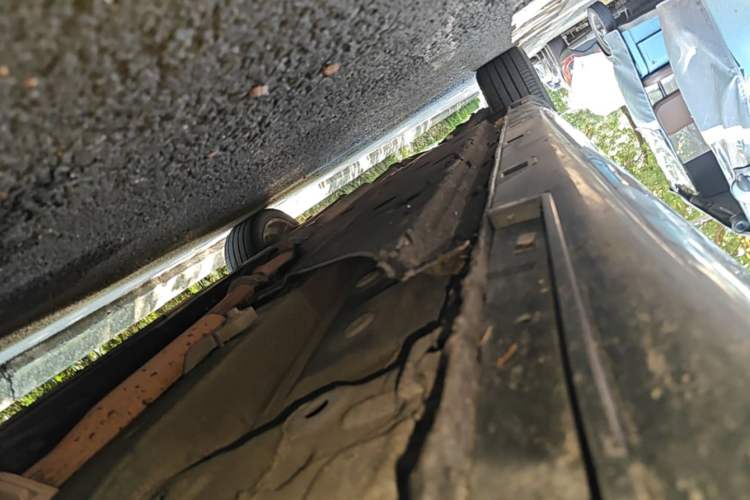 Used Hongqi H9 2020 2.0T Smart Connect Flagship Edition Right Side Sill