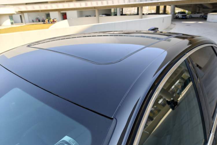 Used Hongqi H9 2020 2.0T Smart Connect Flagship Edition Roof