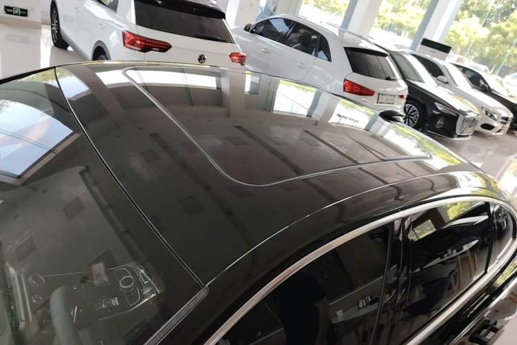 Used Hongqi H9 2020 2.0T Smart Connect Flagship Edition Roof