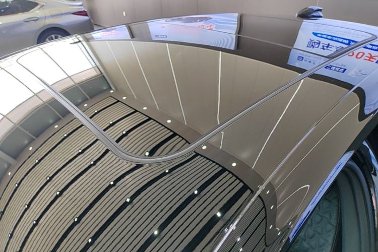 Used Hongqi H9 2020 2.0T Smart Connect Flagship Edition Roof