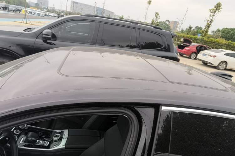 Used Hongqi H9 2020 2.0T Smart Connect Flagship Edition Roof