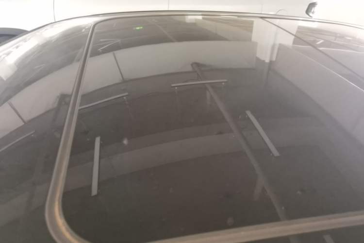 Used Hongqi H9 2020 2.0T Smart Connect Flagship Edition Roof