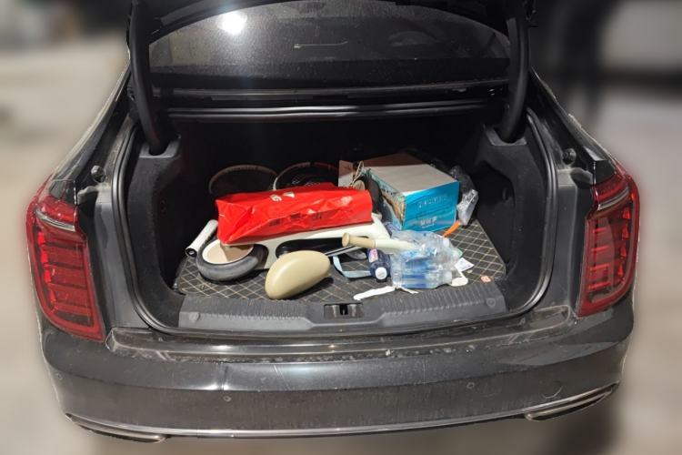 Used Hongqi H9 2020 3.0T Smart Connect Flagship Edition Trunk