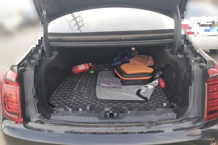Used Hongqi H9 2020 2.0T Smart Connect Flagship Edition Trunk