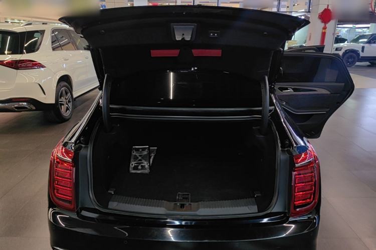 Used Hongqi H9 2020 2.0T Smart Connect Flagship Edition Trunk