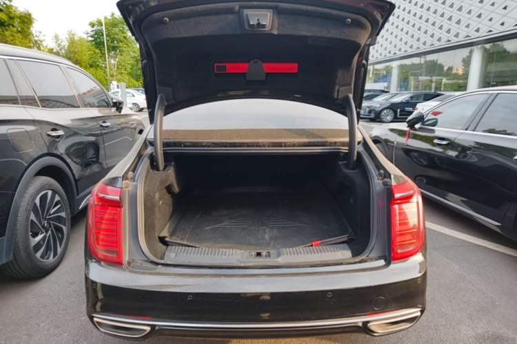 Used Hongqi H9 2020 2.0T Smart Connect Flagship Edition Trunk