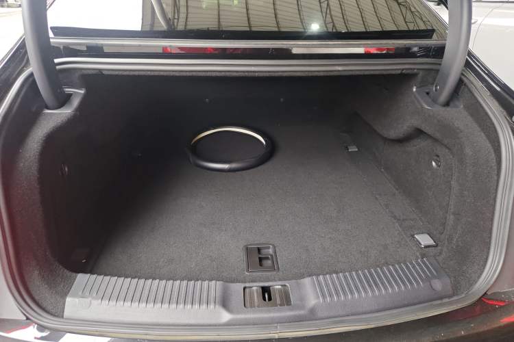 Used Hongqi H9 2020 3.0T Smart Connect Flagship Edition Trunk