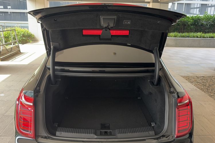 Used Hongqi H9 2020 3.0T Smart Connect Flagship Edition Trunk