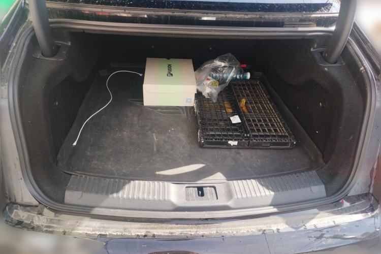 Used Hongqi H9 2020 2.0T Smart Connect Flagship Edition Trunk