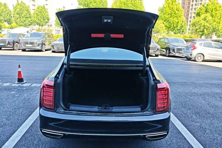 Used Hongqi H9 2020 2.0T Smart Connect Flagship Edition Trunk
