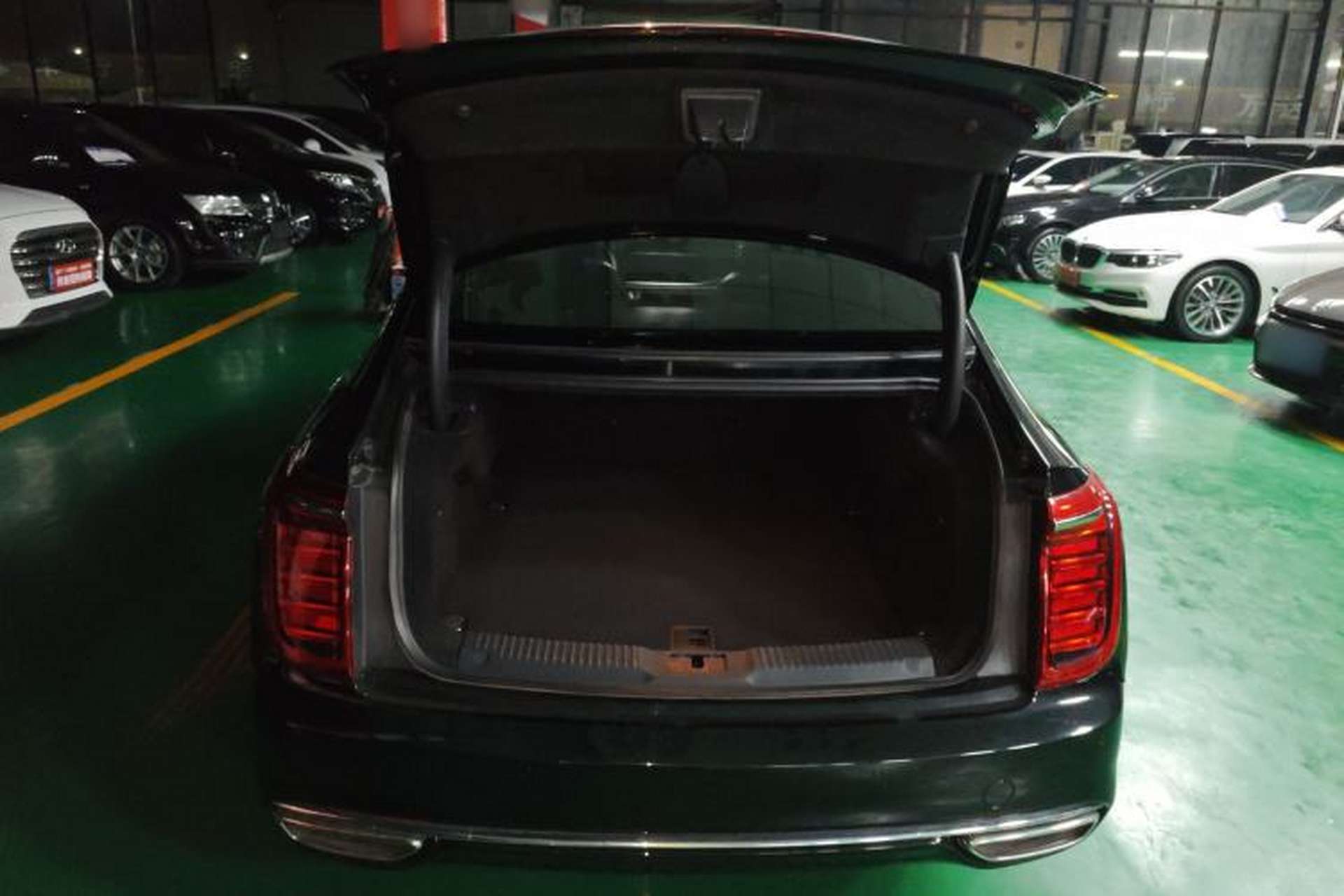Used Hongqi H9 2020 2.0T Smart Connect Flagship Edition Trunk
