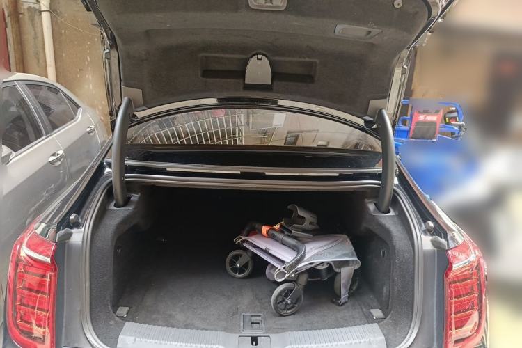 Used Hongqi H9 2020 2.0T Smart Connect Flagship Edition Trunk
