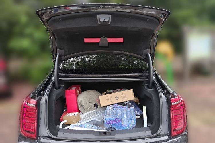 Used Hongqi H9 2020 2.0T Smart Connect Flagship Edition Trunk