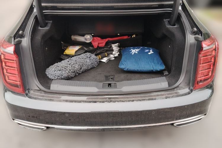 Used Hongqi H9 2020 2.0T Smart Connect Flagship Edition Trunk
