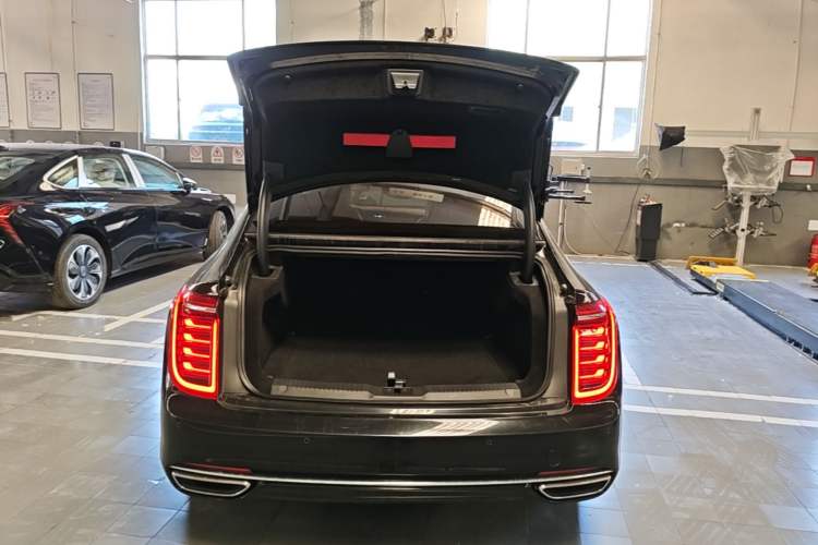 Used Hongqi H9 2020 2.0T Smart Connect Flagship Edition Trunk