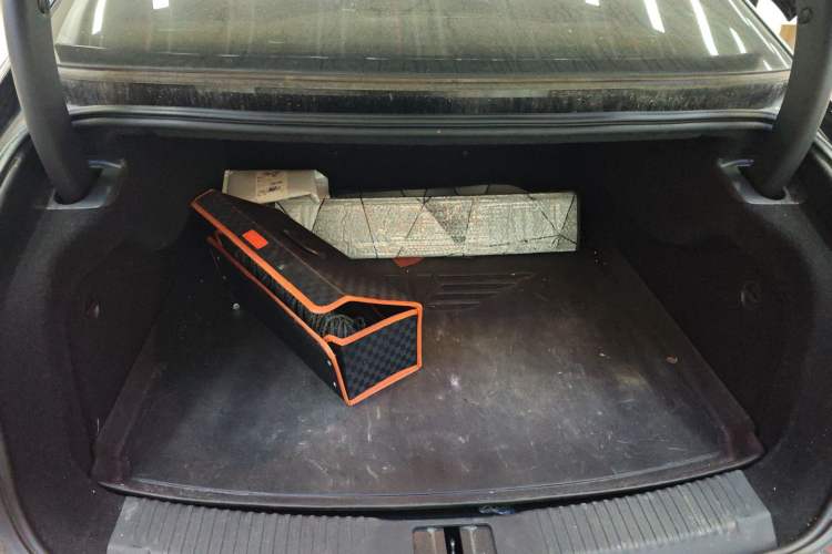 Used Hongqi H9 2020 2.0T Smart Connect Flagship Edition Trunk