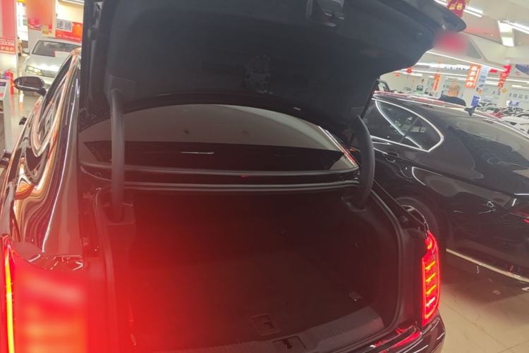 Used Hongqi H9 2020 2.0T Smart Connect Flagship Edition Trunk