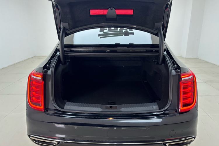 Used Hongqi H9 2020 2.0T Smart Connect Flagship Edition Trunk