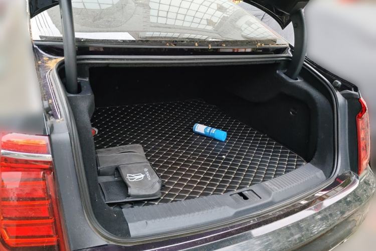 Used Hongqi H9 2020 2.0T Smart Connect Flagship Edition Trunk