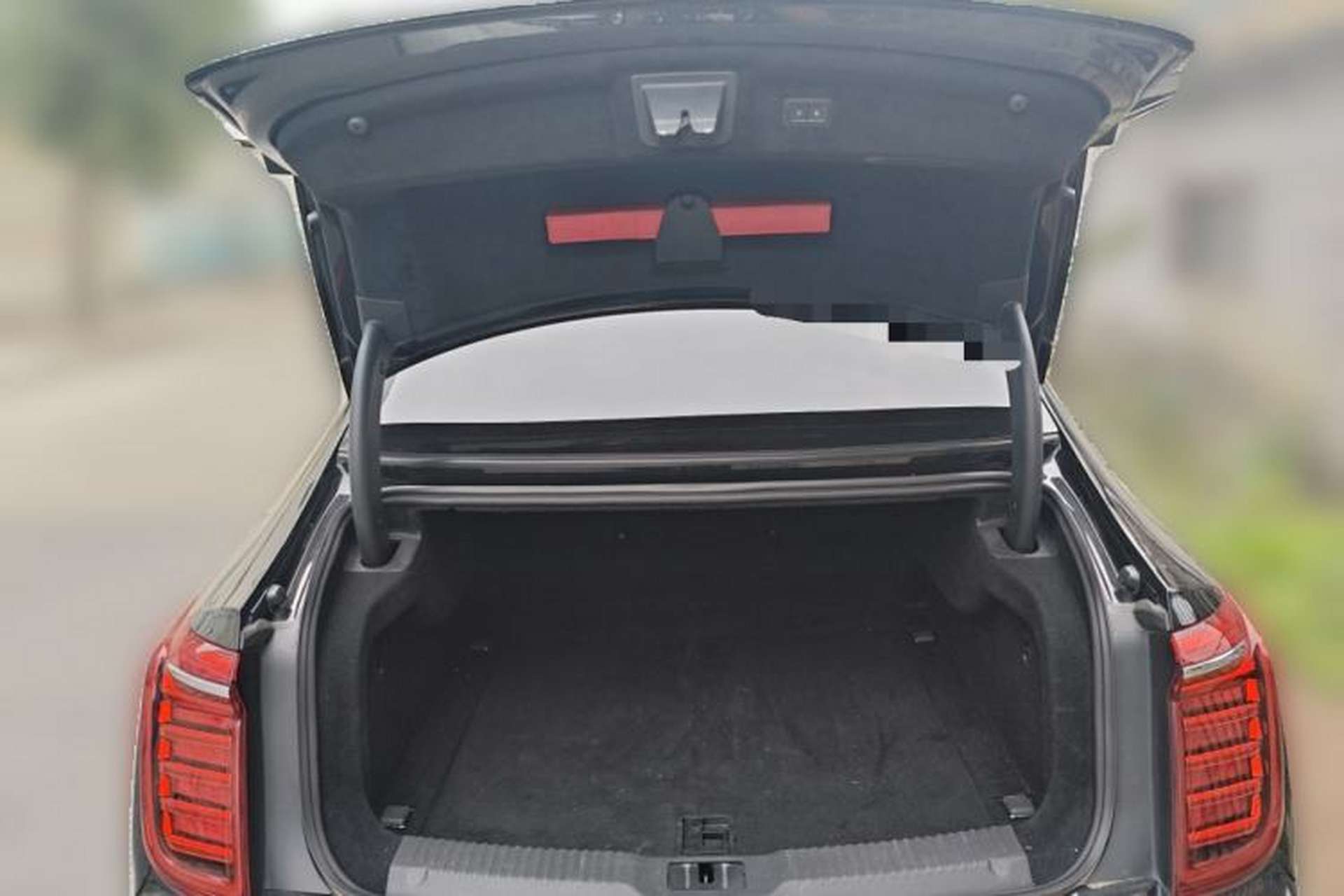 Used Hongqi H9 2020 2.0T Smart Connect Flagship Edition Trunk