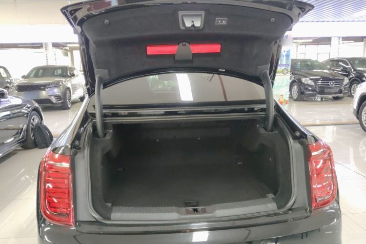 Used Hongqi H9 2020 3.0T Smart Connect Flagship Edition Trunk