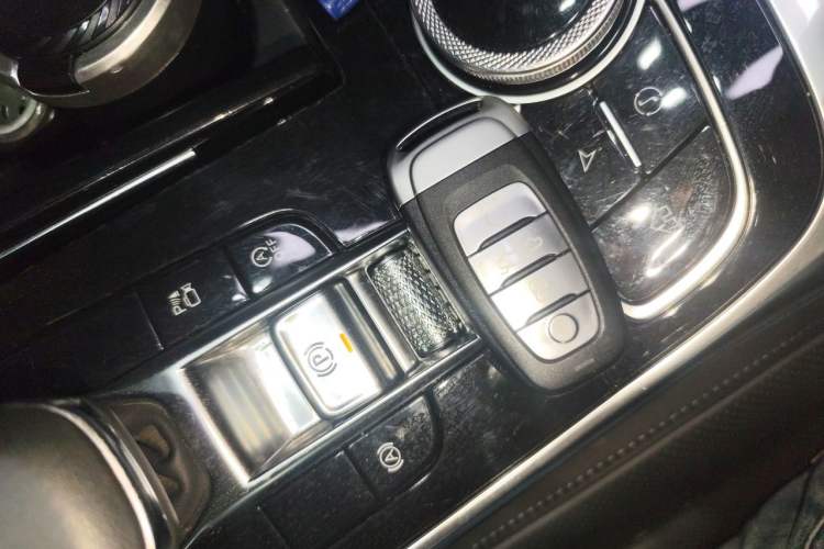 Used Hongqi H9 2020 2.0T Smart Connect Flagship Edition Vehicle Key
