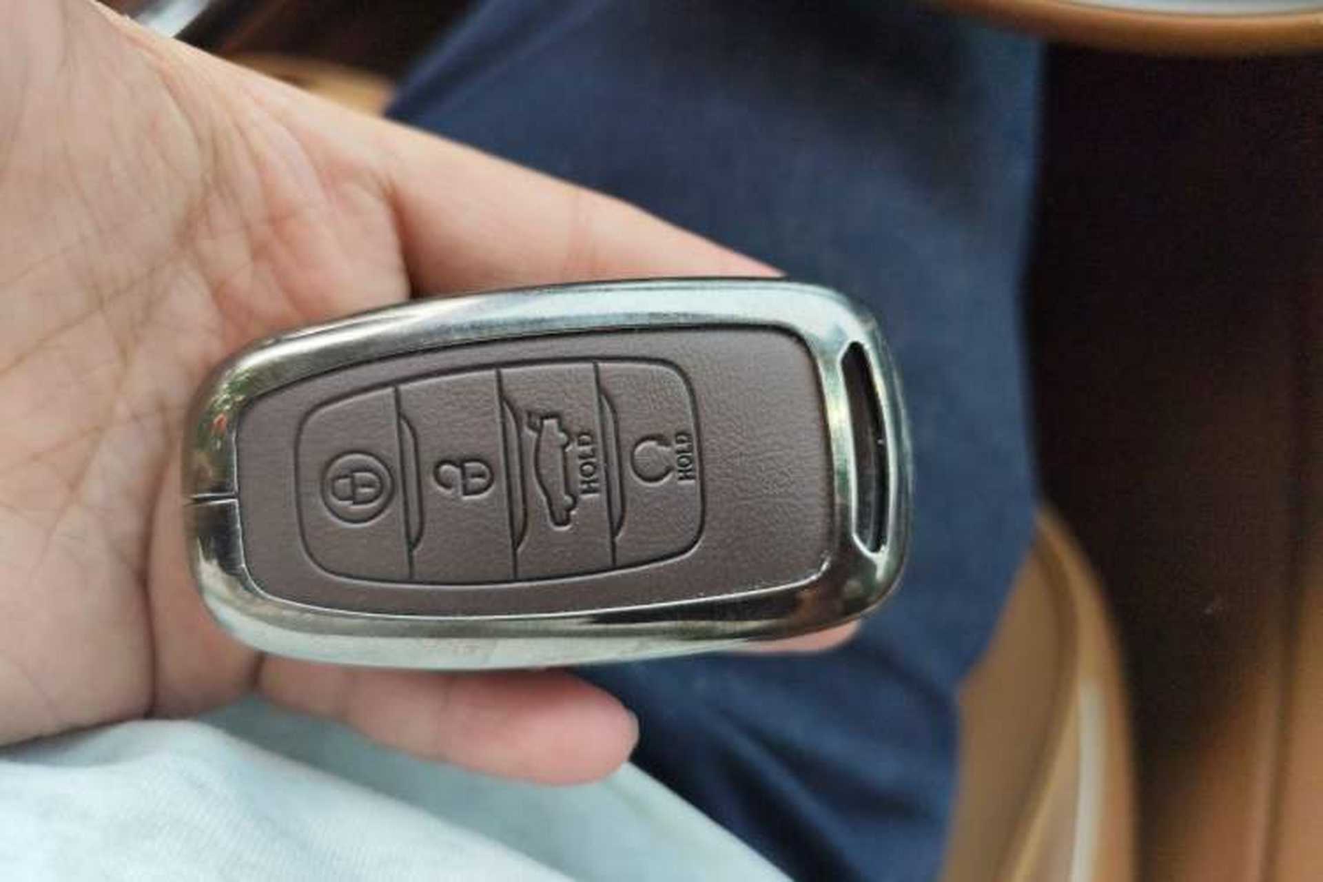 Used Hongqi H9 2020 2.0T Smart Connect Flagship Edition Vehicle Key