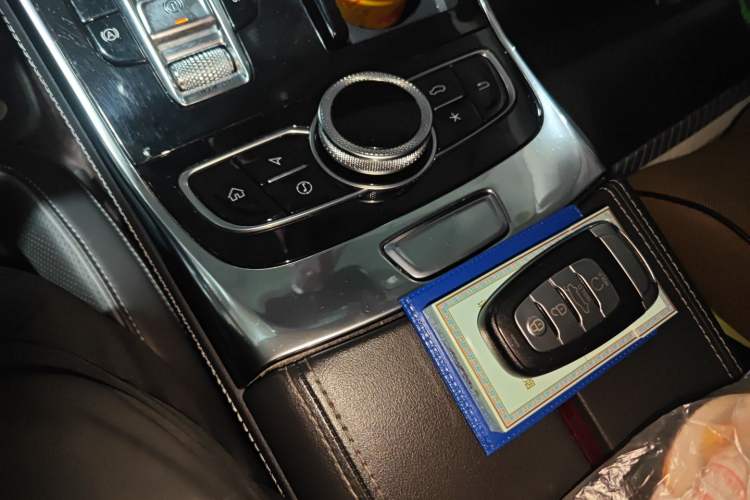 Used Hongqi H9 2020 3.0T Smart Connect Flagship Edition Vehicle Key