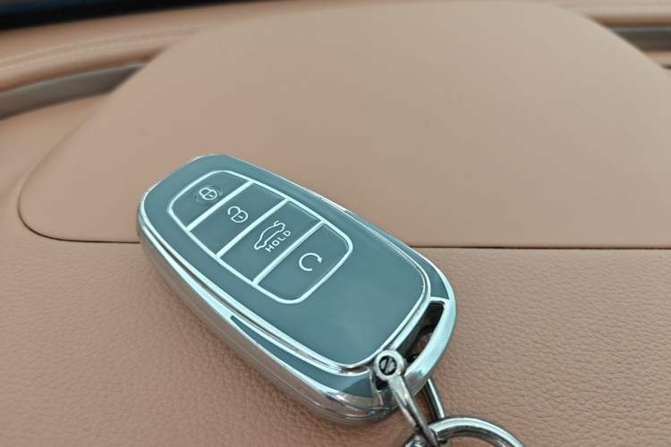 Used Hongqi H9 2020 2.0T Smart Connect Flagship Edition Vehicle Key