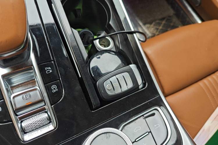 Used Hongqi H9 2020 2.0T Smart Connect Flagship Edition Vehicle Key