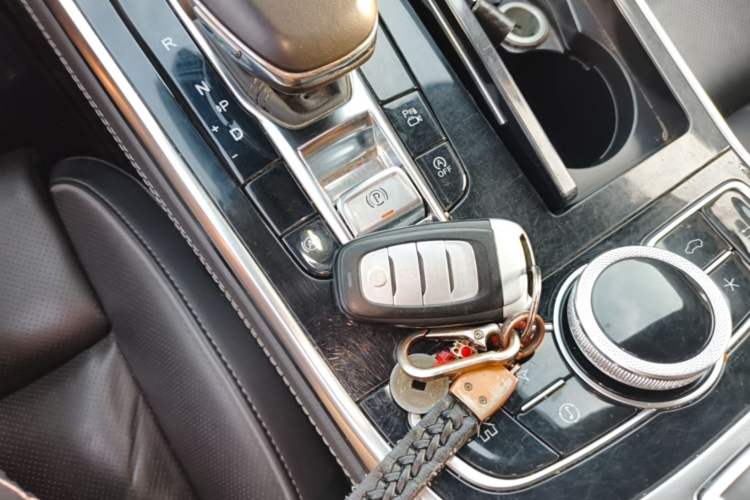 Used Hongqi H9 2020 2.0T Smart Connect Flagship Edition Vehicle Key