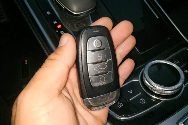 Used Hongqi H9 2020 2.0T Smart Connect Flagship Edition Vehicle Key