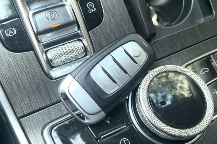 Used Hongqi H9 2020 2.0T Smart Connect Flagship Edition Vehicle Key