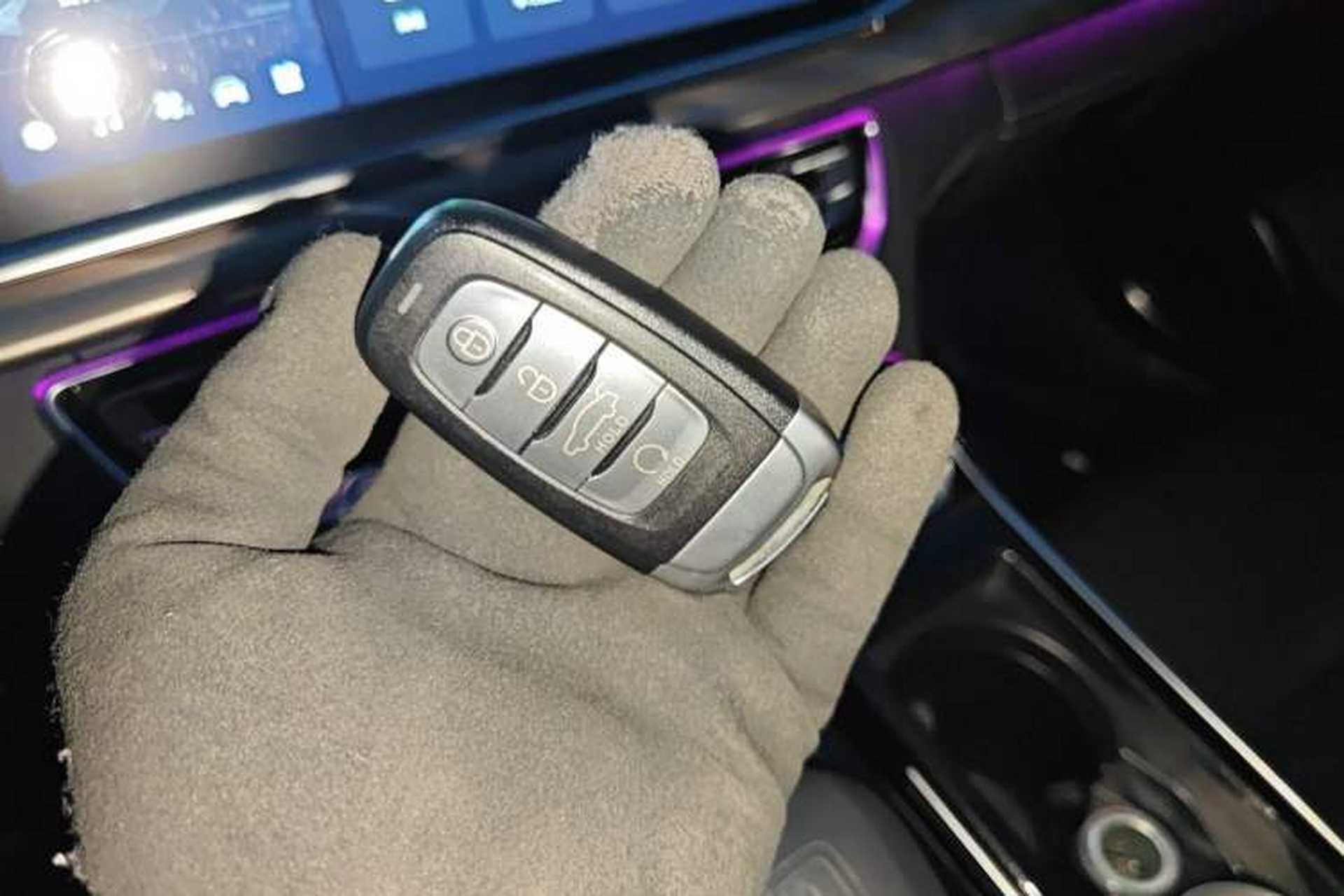Used Hongqi H9 2020 2.0T Smart Connect Flagship Edition Vehicle Key