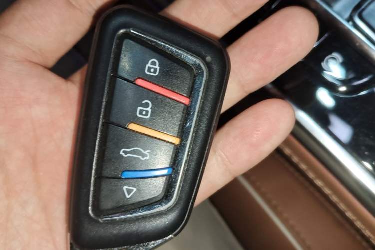 Used Hongqi H9 2020 2.0T Smart Connect Flagship Edition Vehicle Key