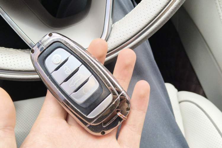 Used Hongqi H9 2020 2.0T Smart Connect Flagship Edition Vehicle Key