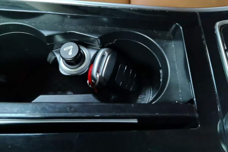Used Hongqi H9 2020 2.0T Smart Connect Flagship Edition Vehicle Key