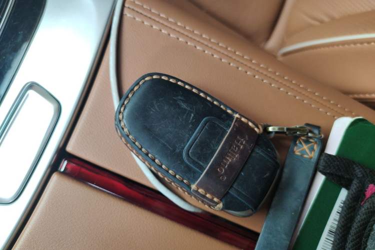 Used Hongqi H9 2020 2.0T Smart Connect Flagship Edition Vehicle Key