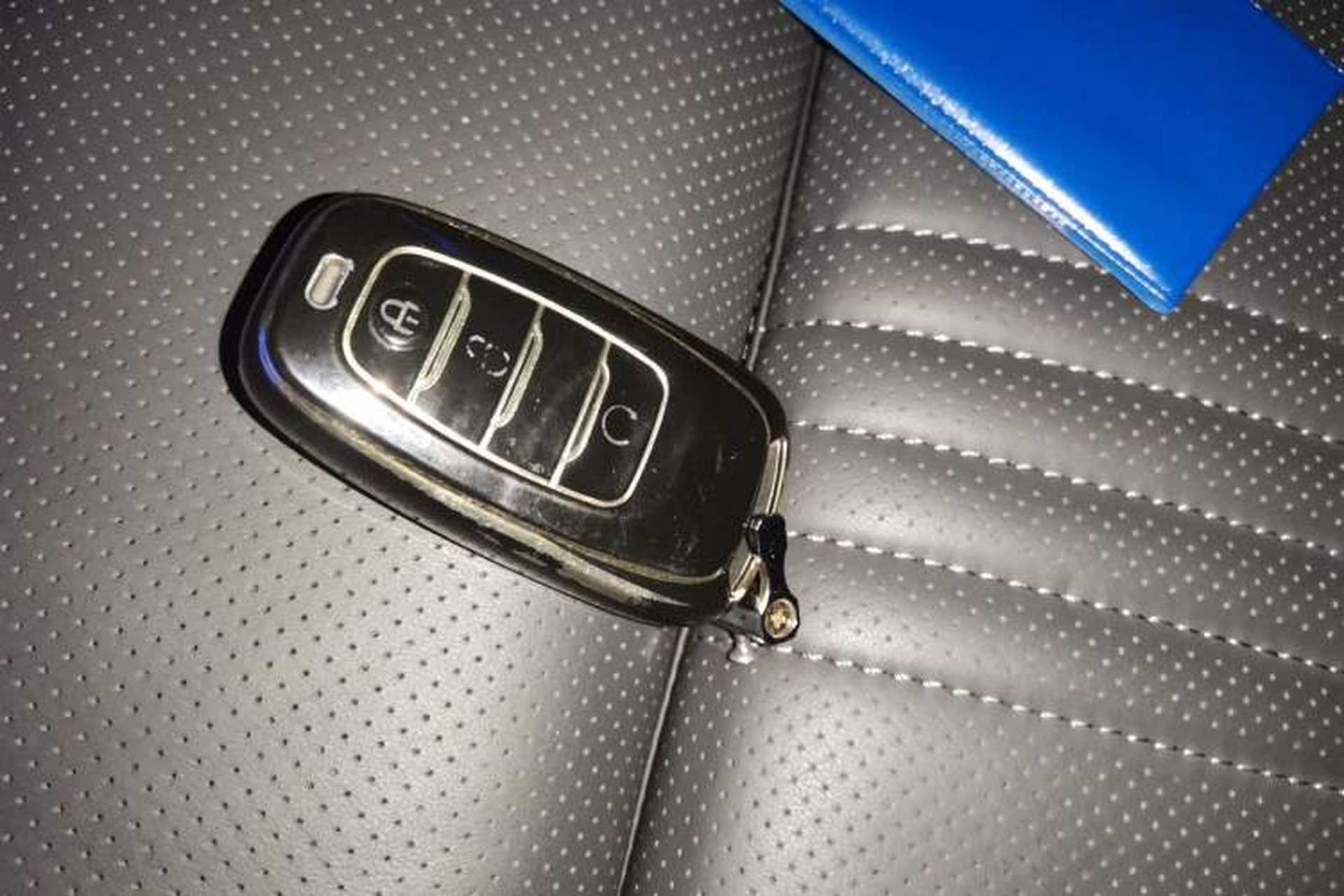 Used Hongqi H9 2020 2.0T Smart Connect Flagship Edition Vehicle Key