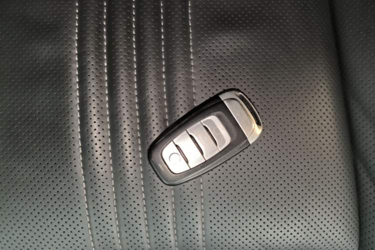 Used Hongqi H9 2020 2.0T Smart Connect Flagship Edition Vehicle Key