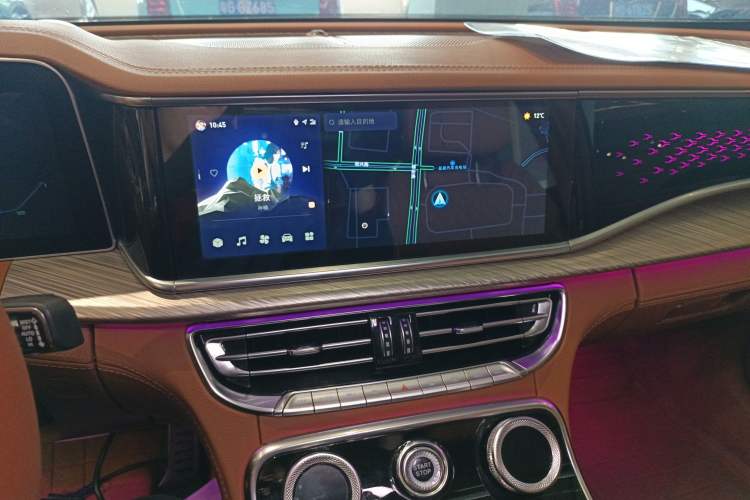 Used Hongqi H9 2020 2.0T Smart Connect Flagship Edition Audio And AC Panel