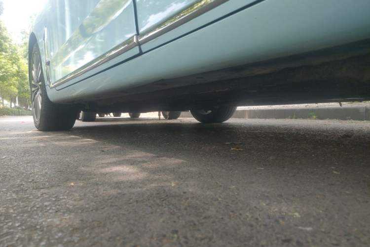 Used Hongqi H9 2020 2.0T Smart Connect Flagship Edition Chassis Rear Left