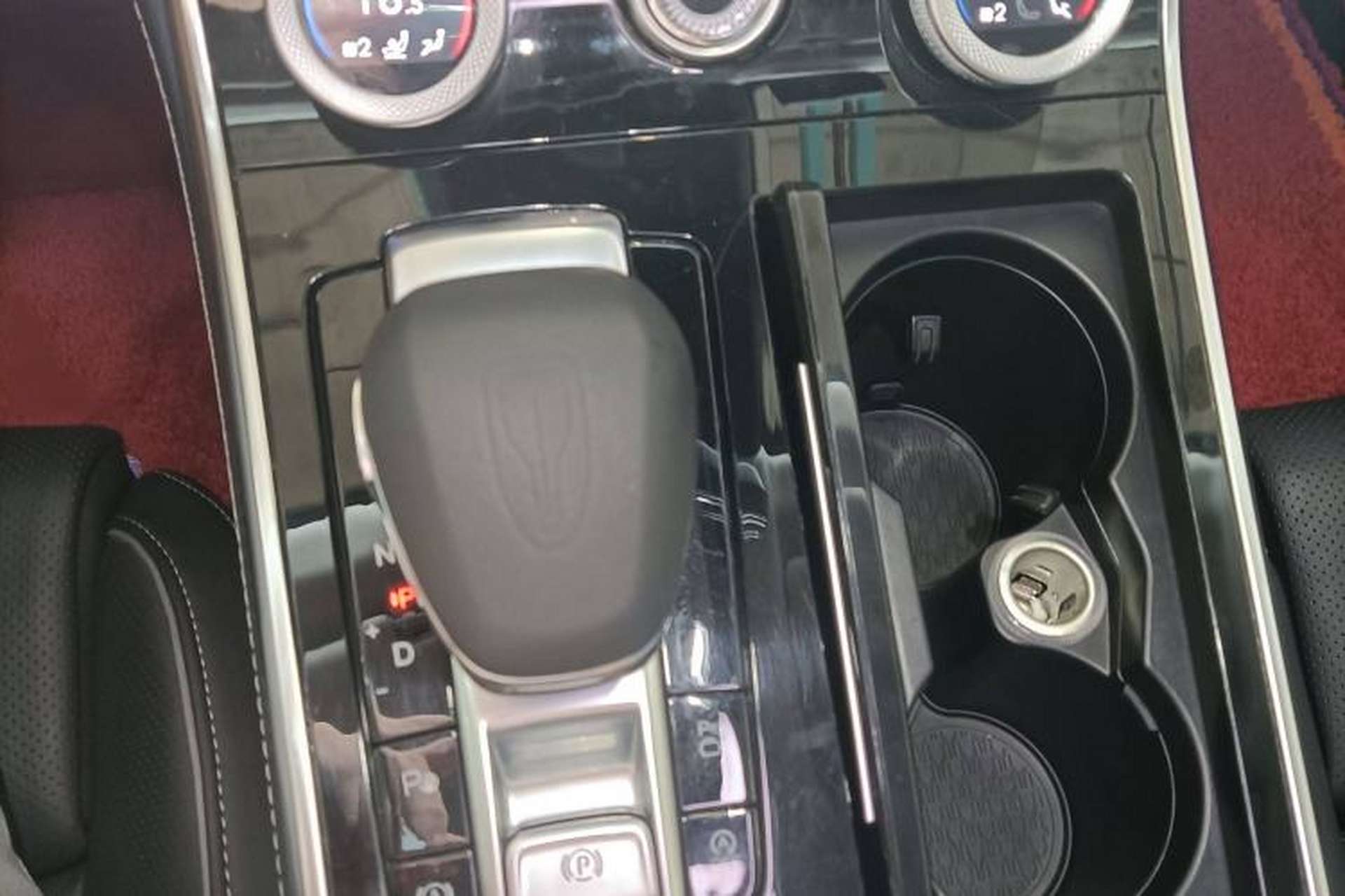 Used Hongqi H9 2020 3.0T Smart Connect Flagship Edition Interior 6