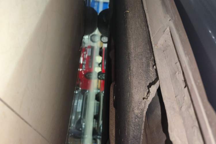 Used Hongqi H9 2020 2.0T Smart Connect Flagship Edition Right Side Sill