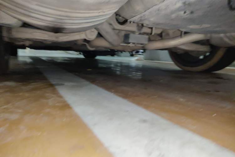 Used Hongqi H9 2020 2.0T Smart Connect Flagship Edition Chassis Rear Left